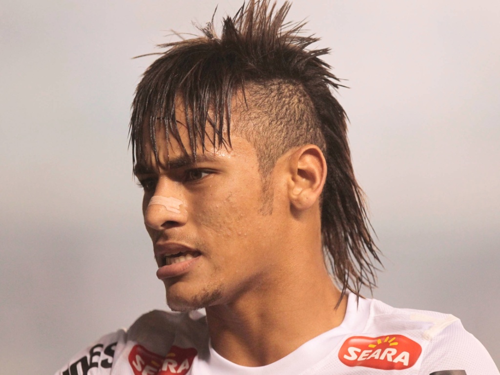 Hair on point Neymar | Hairstyle neymar, Neymar, Soccer hairstyles