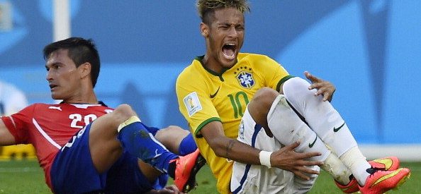 Scolari compares Neymar to Cristiano Ronaldo and demands more protection from the referees